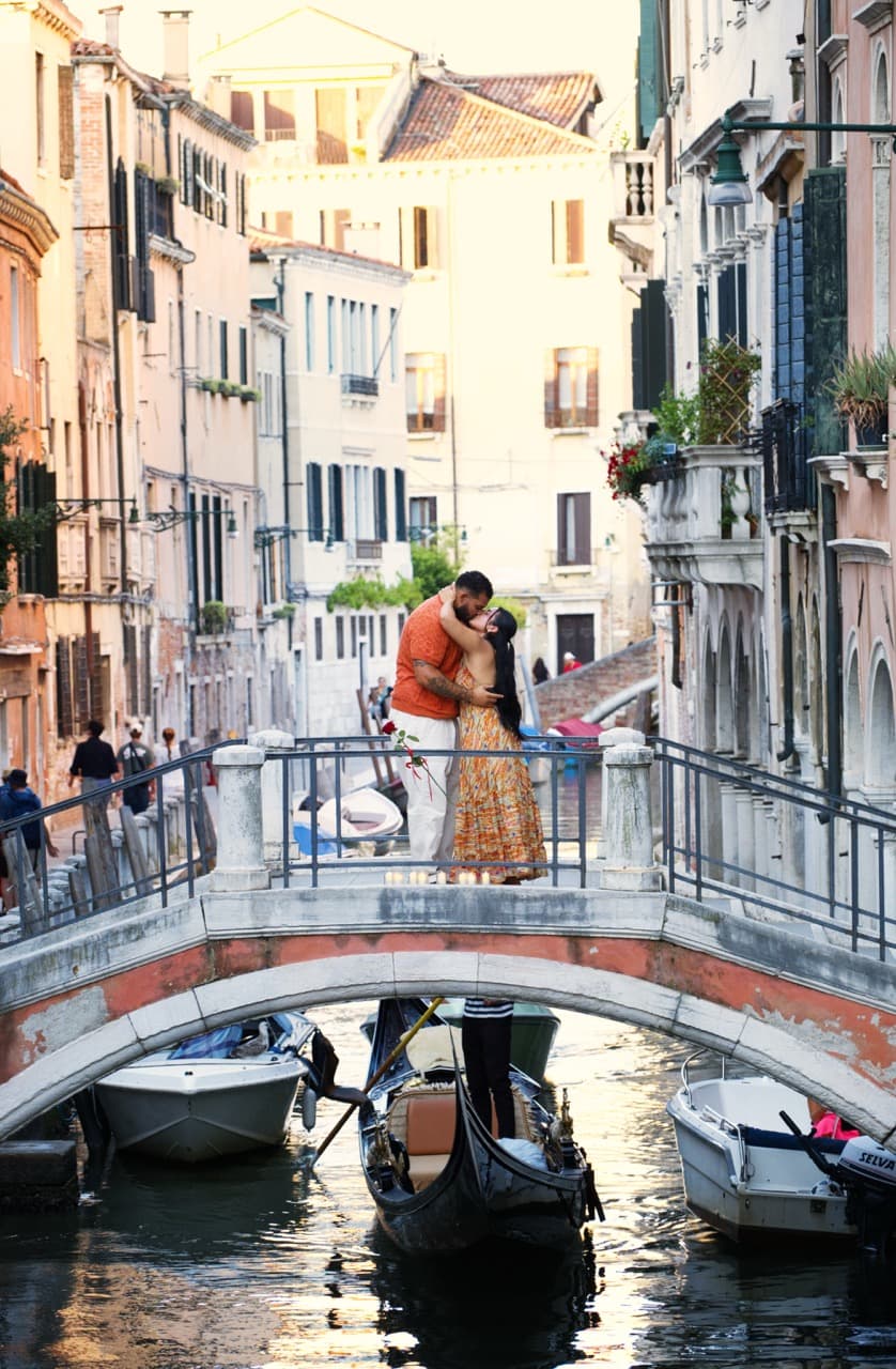 Proposal in Venice at sunset